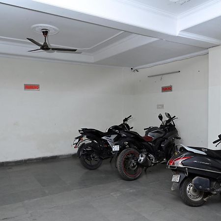 Hotel Pulse Inn Near Railway Station ชัยปุระ ภายนอก รูปภาพ