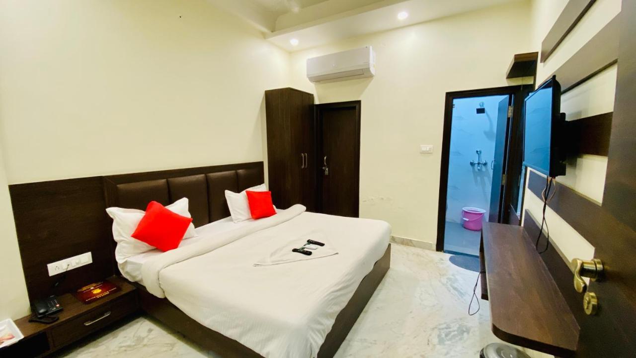 Hotel Pulse Inn Near Railway Station ชัยปุระ ภายนอก รูปภาพ