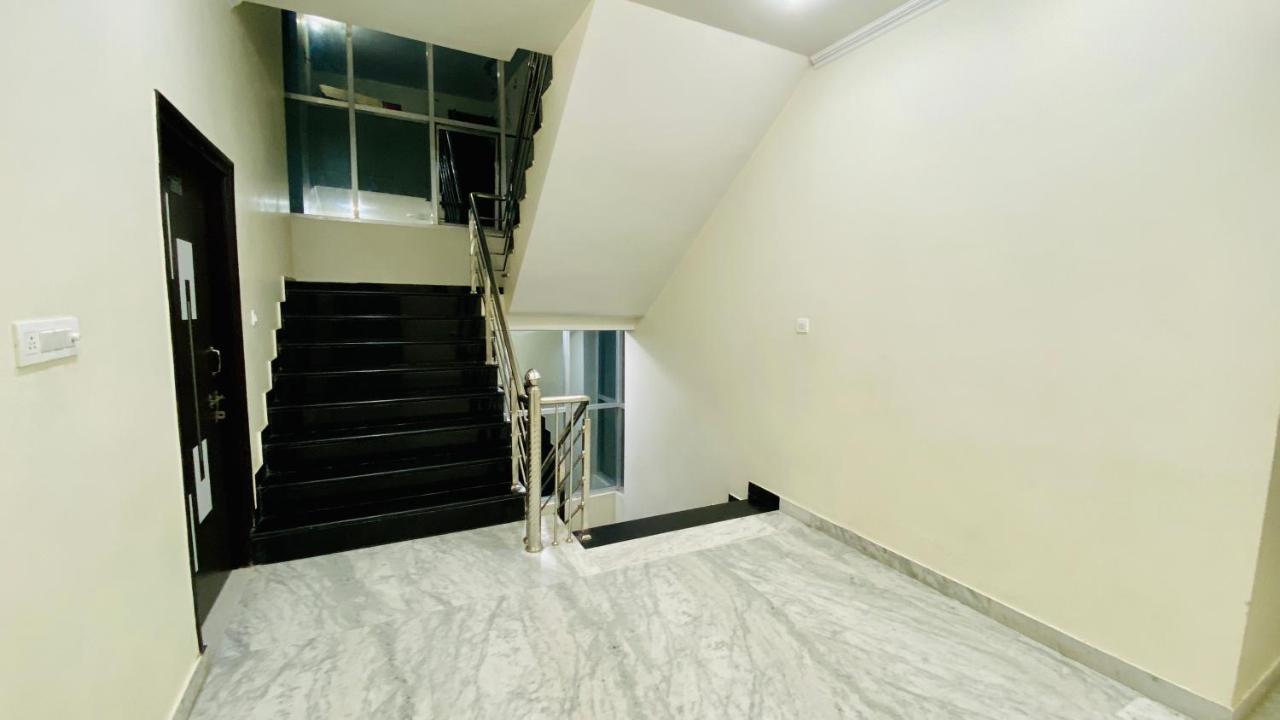 Hotel Pulse Inn Near Railway Station ชัยปุระ ภายนอก รูปภาพ