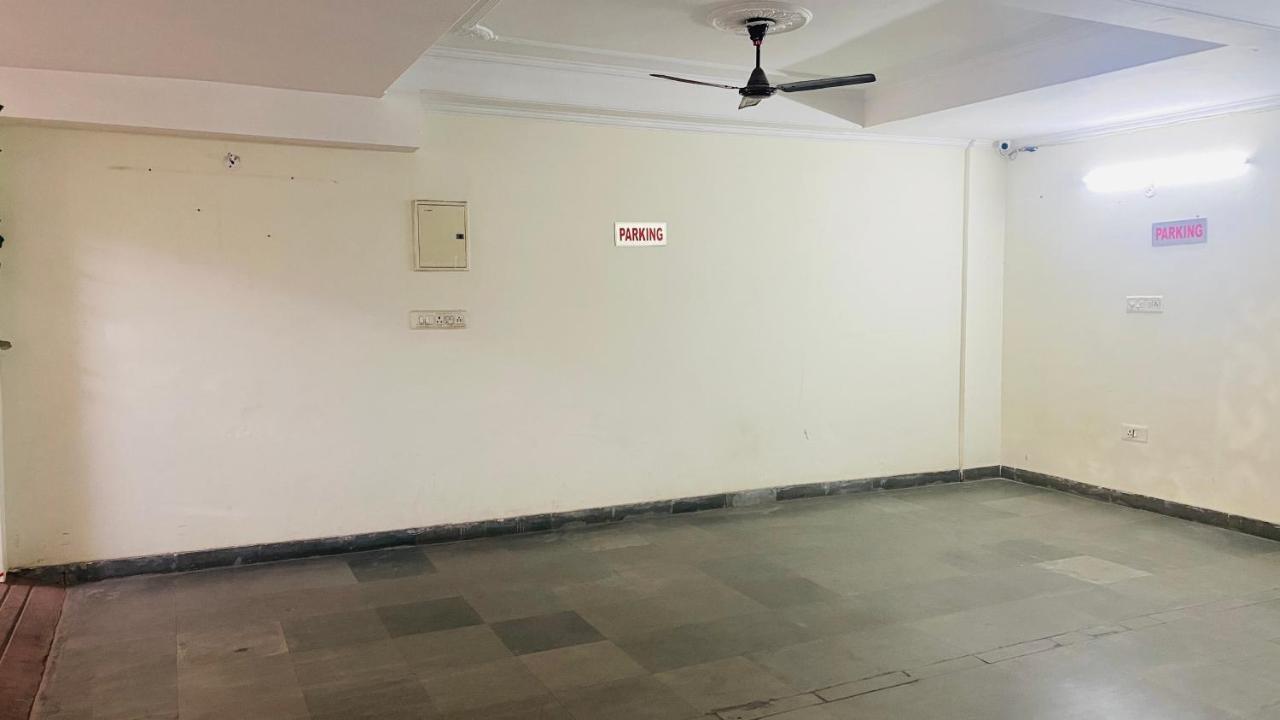 Hotel Pulse Inn Near Railway Station ชัยปุระ ภายนอก รูปภาพ