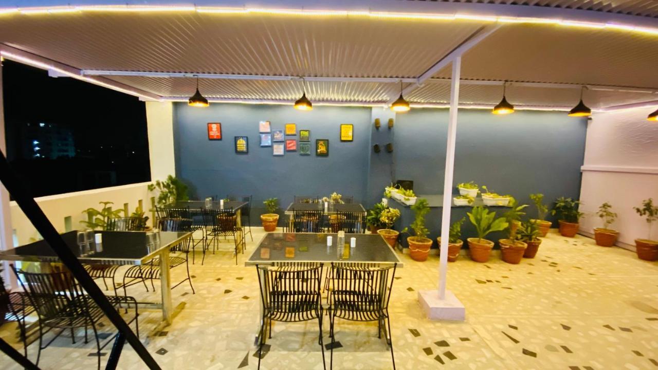 Hotel Pulse Inn Near Railway Station ชัยปุระ ภายนอก รูปภาพ
