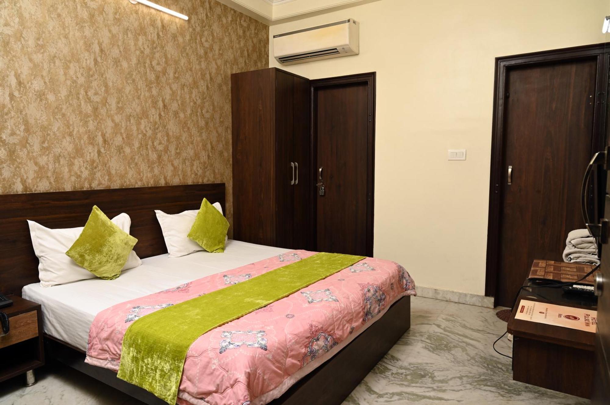 Hotel Pulse Inn Near Railway Station ชัยปุระ ภายนอก รูปภาพ