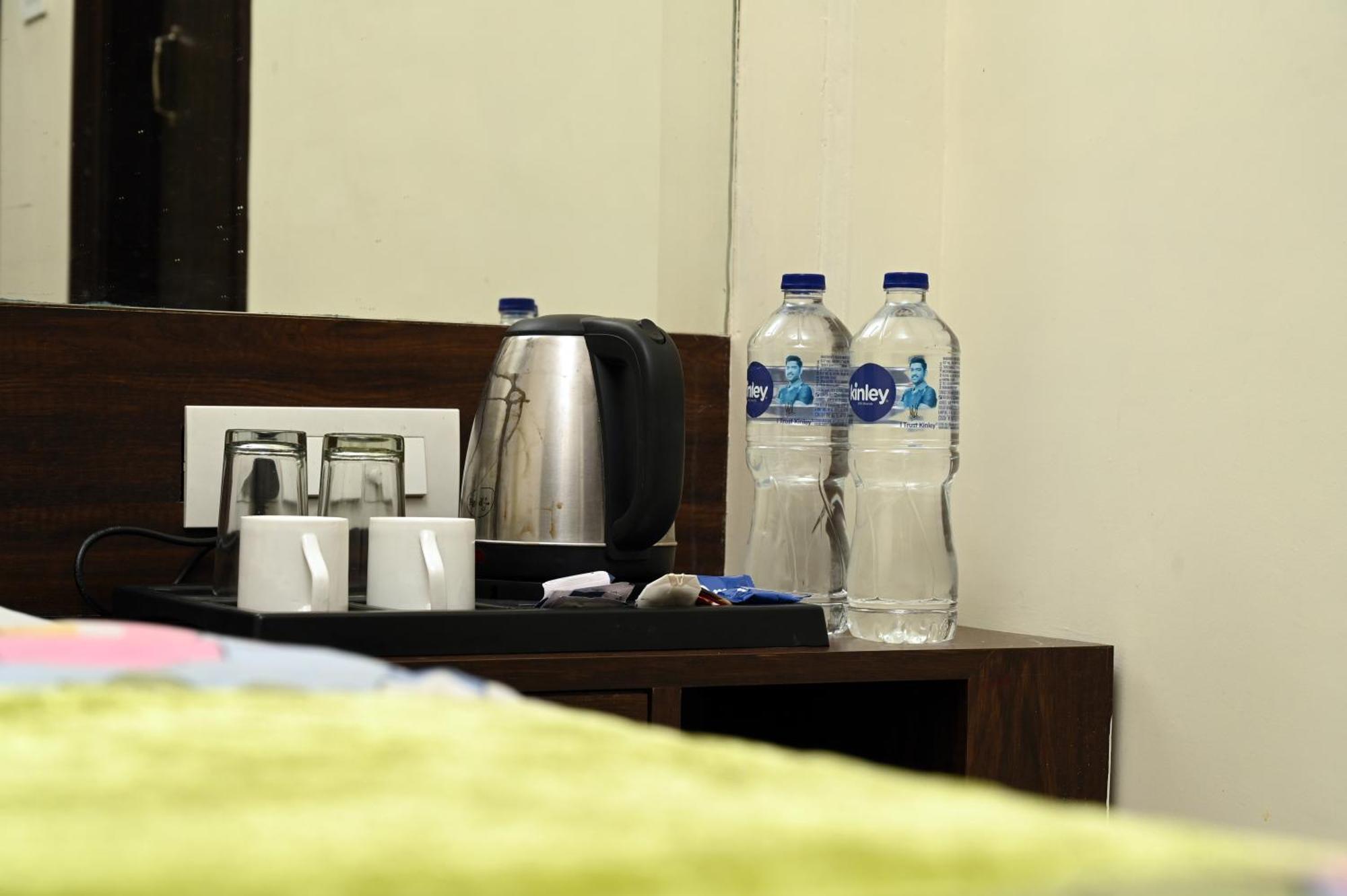 Hotel Pulse Inn Near Railway Station ชัยปุระ ภายนอก รูปภาพ