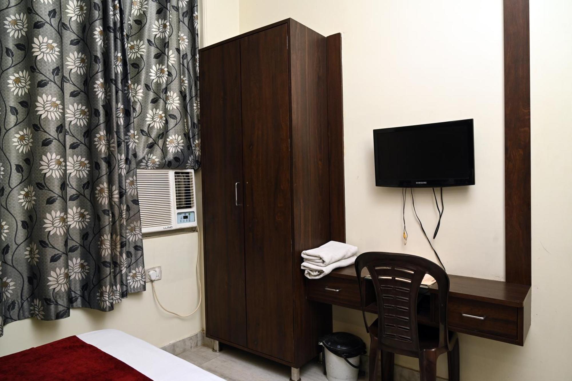 Hotel Pulse Inn Near Railway Station ชัยปุระ ภายนอก รูปภาพ